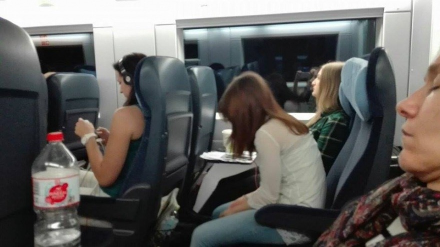 Anreise mit dem Zug Anreise mit dem Zug